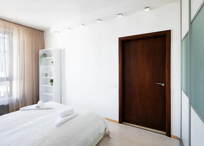 Riverside One Bedroom *