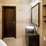 Riverside One Bedroom